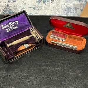 1919-1921 Vintage Razors AUTOSTROP Single Edge Safety Razor Case and Ever-ready